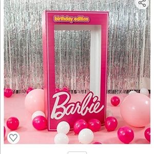 6 FT. 4 IN. BARBIE ADULT SIZE DOLL BOX PHOTO OP™